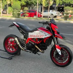 Ducati Hyper 821 31000 km Carbon