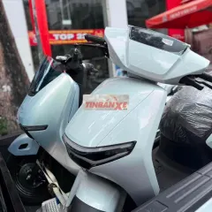 Xe máy điện Honda Cuve Trắng, Đen