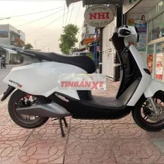 Xe máy điện VinFast Vento S Trắng