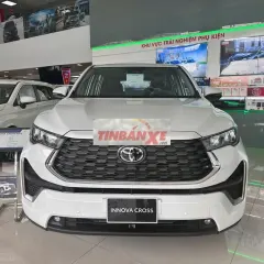 Toyota Innova Cross 2025
