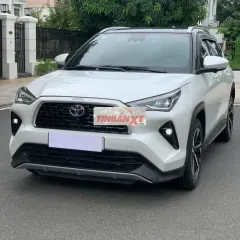 Toyota Yaris Cross D-CVT 2023 Trắng 25.000 km