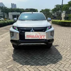Mitsubishi Triton AT Premium 2021 Trắng Tự động
