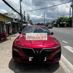 VinFast Lux A2.0 Base 2021 Đỏ 57000 km