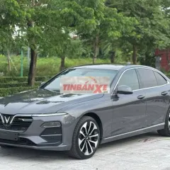 VinFast Lux A 2.0 Base 2019 Xám