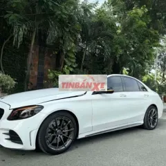 Mercedes C300 AMG Facelift 2019 Trắng Tự động
