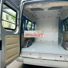 Ford Transit Van 2018 Bạc_3 chỗ chở hàng siêu rộng