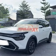 Kia Carens Signature Trắng 7 chỗ Tự động