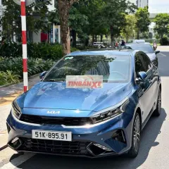 Kia K3 1.6 AT Premium 2022 Xanh