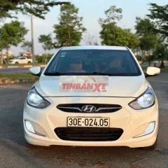 Hyundai Accent 2012 Trắng AT