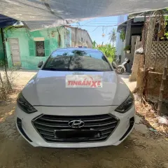Hyundai Elantra 2016 Trắng 180000 km
