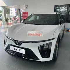 Xe Vinfast VF7 Trắng giá cực tốt hỗ trợ vay 90%