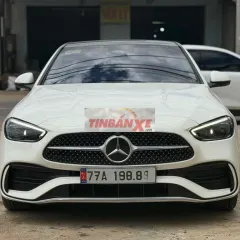 Mercedes-Benz C300 Trắng 4784 km