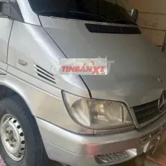 CHÍNH CHỦ CẦN BÁN Mercedes Benz Sprinter 2010 Bạc