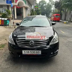 Nissan Teana 5 chỗ màu Đen cop xe gia dinh
