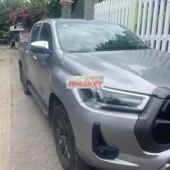 Toyota Hilux 2023 Xám 83.000 km