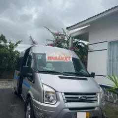Cần bán xe Ford Transit 2019