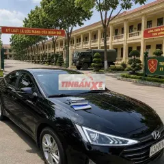 Hyundai Elantra, xe gia đình, bảo dưỡng hãng