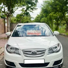 Hyundai Avante 2014 1.6AT Trắng Tự động 100000 km