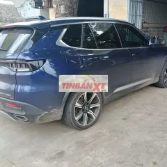 VinFast LUX SA2.0 Turbo bản free Xanh