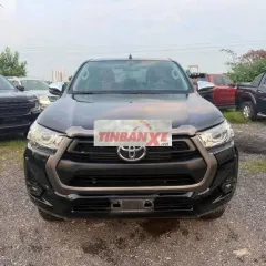 Toyota Hilux 2.4L 4x2 AT 2022 Đen