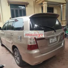 Toyota Innova 2015 Vàng cát 8 chỗ Sàn