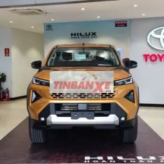 Toyota Hilux Pro 2.8L 4x2 AT 2026 - 671 Triệu