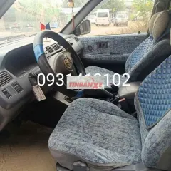 Toyota GL 7 chỗ màu Xanh