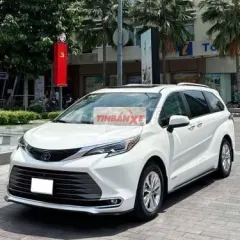 Xe Toyota Sienna Platinum 2.5 AT AWD 2021