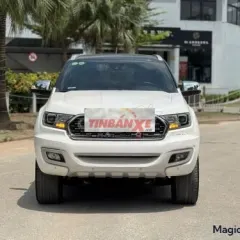 Xe Ford Everest Titanium 2.0L 4x4 AT 2021