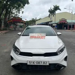 Kia K3 Luxury Trắng