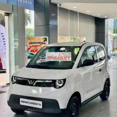 VinFast MiniO Green Trắng lăn bánh