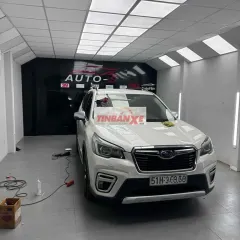 Subaru Forester bản full Trắng 5 chỗ