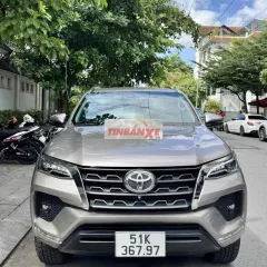 Toyota Fortuner 2022 máy dầu số tự động odo 6v zin