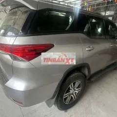 Toyota Fortuner SUV Số sàn Dầu Bạc 126.000 km