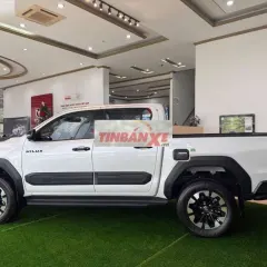 Toyota Hilux Trailhunter 2.8L 4x4 AT 2026 Trắng