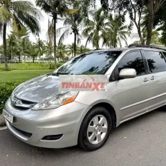 Toyota Sienna LE 2008 Tự động Bạc 7 chỗ