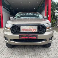 Ford Ranger XLS 2021 tự động 4x2 màu vàng cát
