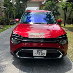 Kia Carens 7 chỗ Tự động màu Đỏ