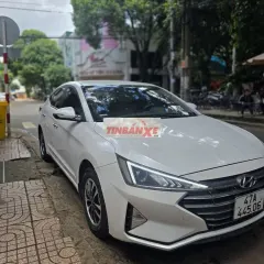 Hyundai Elantra GLS MT 2019 Số sàn Trắng