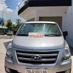 Huyndai starex 9chỗ máy dầu số sàn sx cuối 2016