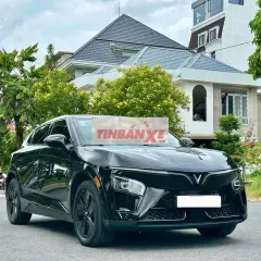 Vinfast VF7 eco 2025 pin mua gia đình sạc miễn phí
