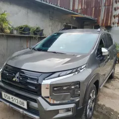 Xe cá nhân 7 chỗ