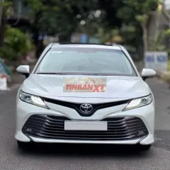 Toyota Camry 2.5Q 2019 Trắng