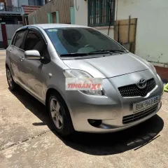 Toyota Yaris Nhật SỐ TỰ ĐỘNG Bạc 5 chỗ