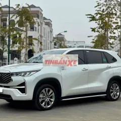 Toyota Hà Đông Cross HEV 2025 Trắng Hybrid 1v5km