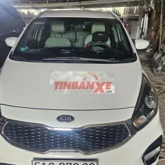 Kia Rondo MT 2018 trắng 108000 km