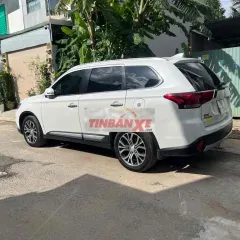 Mitsubishi Outlander 7 chỗ số tự động xăng Trắng