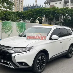 Mitsubishi Outlander 2.0 CVT Premium 2020