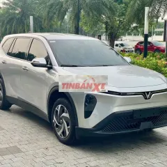 Limo greeen giá chỉ từ 549tr