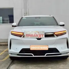 VinFast VF9 Plus 2024 Trắng 7 chỗ